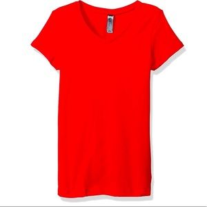 Girls’ red lightweight v neck t-shirt size M